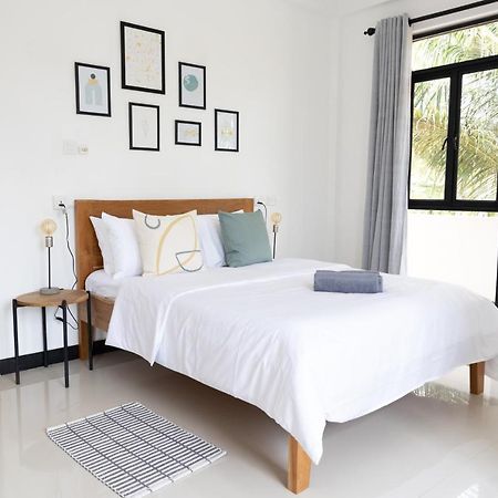 Spindrift Hostel Madiha (Adults Only) Matara Bagian luar foto