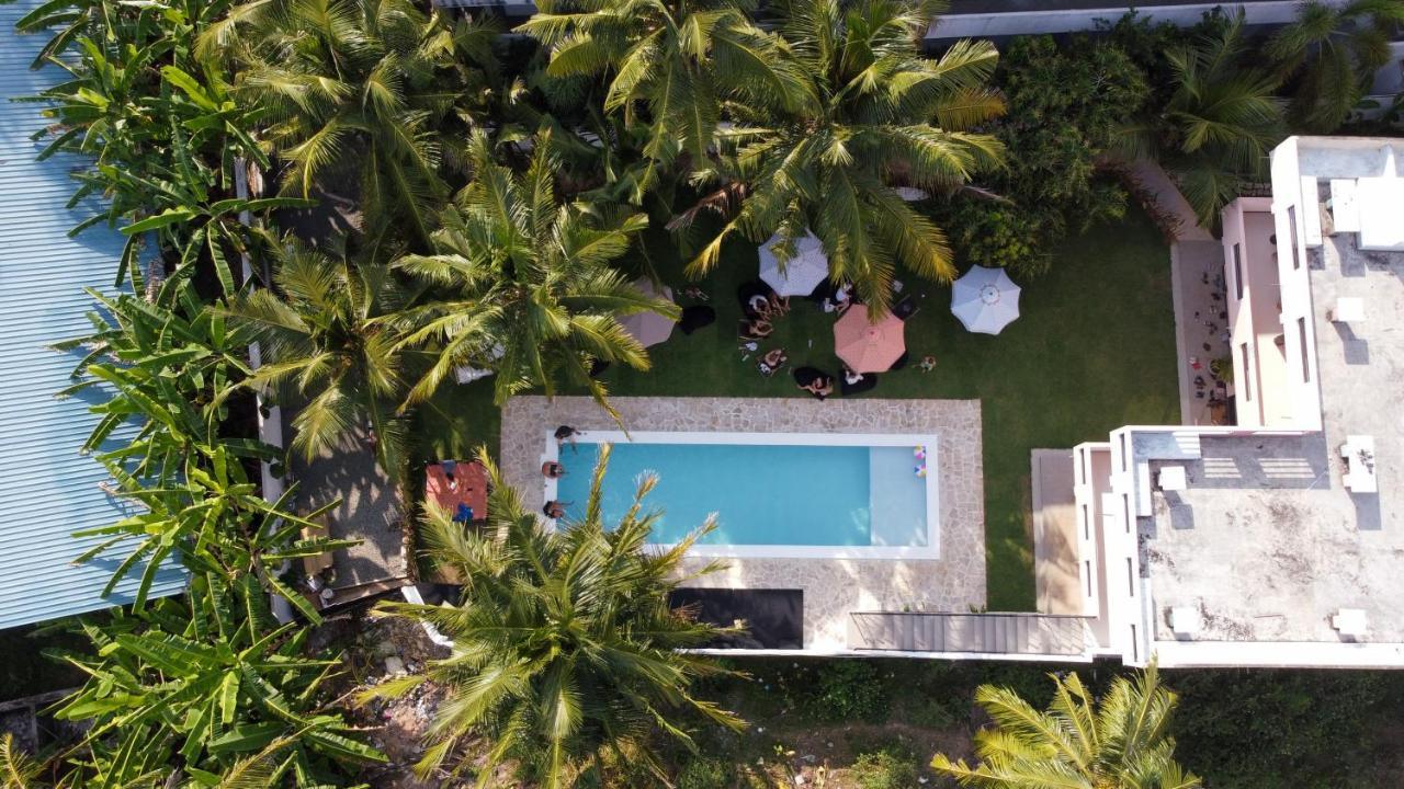 Spindrift Hostel Madiha (Adults Only) Matara Bagian luar foto